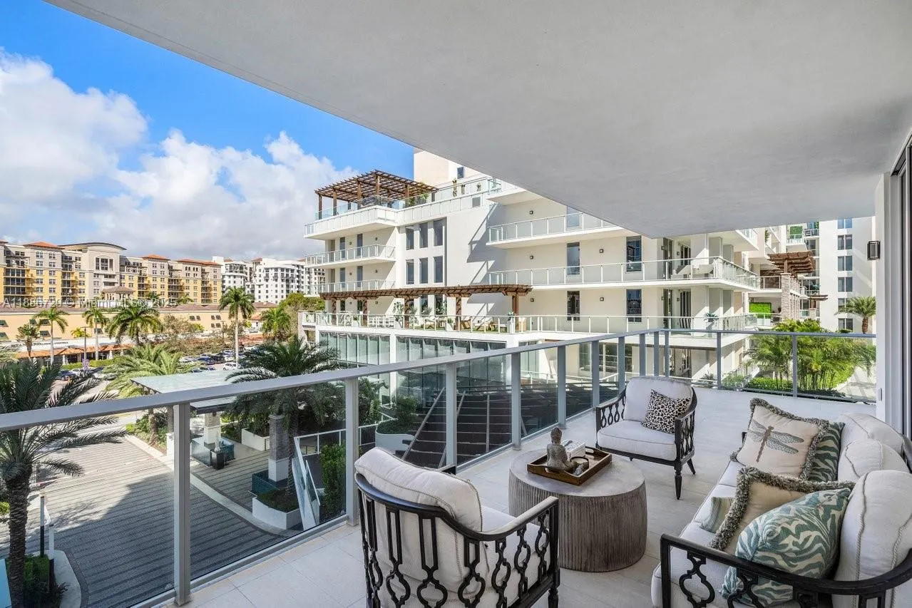 210 SE Mizner Blvd, #403