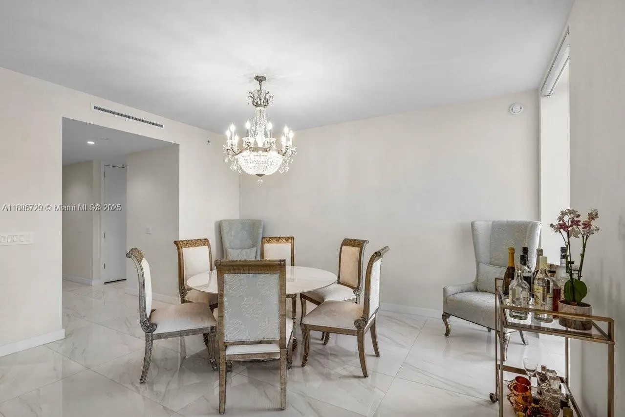 210 SE Mizner Blvd, #403