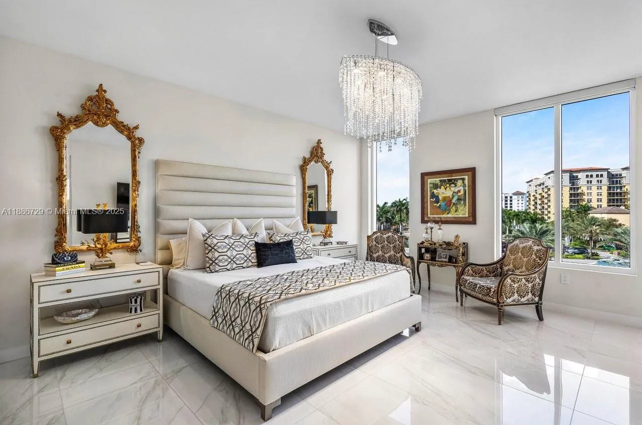 210 SE Mizner Blvd, #403