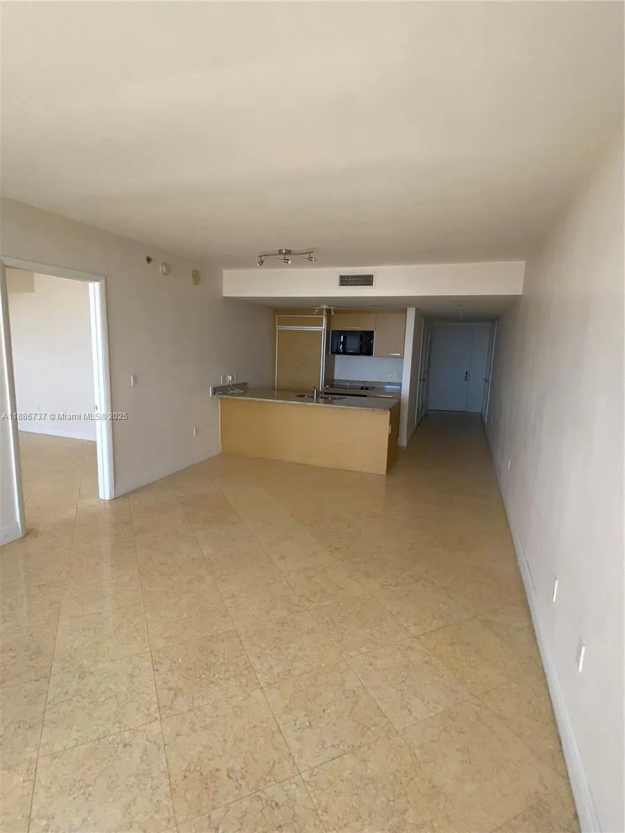 1800 S Ocean Dr, #2909