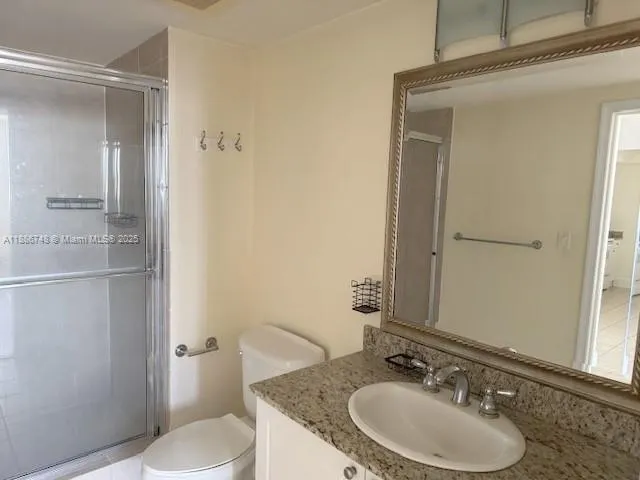 19501 W Country Club Dr, #2310
