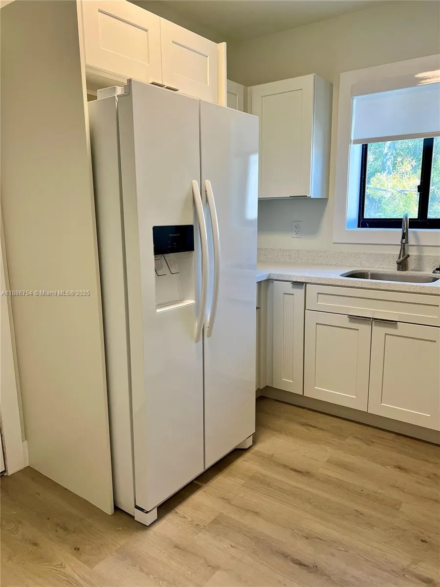 711 Beacom Blvd, #8