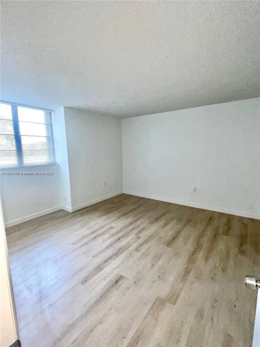 10425 SW 112th Ave, #208