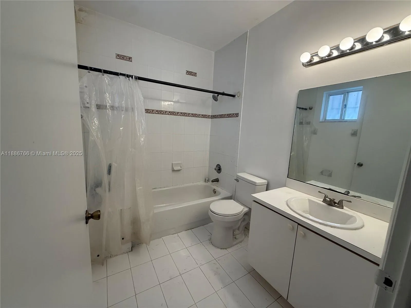 1089 SE 13th Ter
