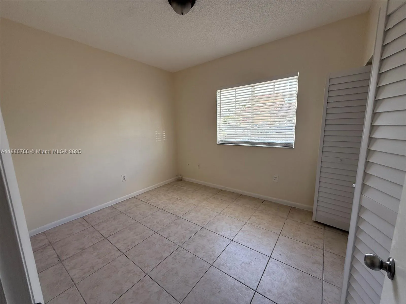 1089 SE 13th Ter