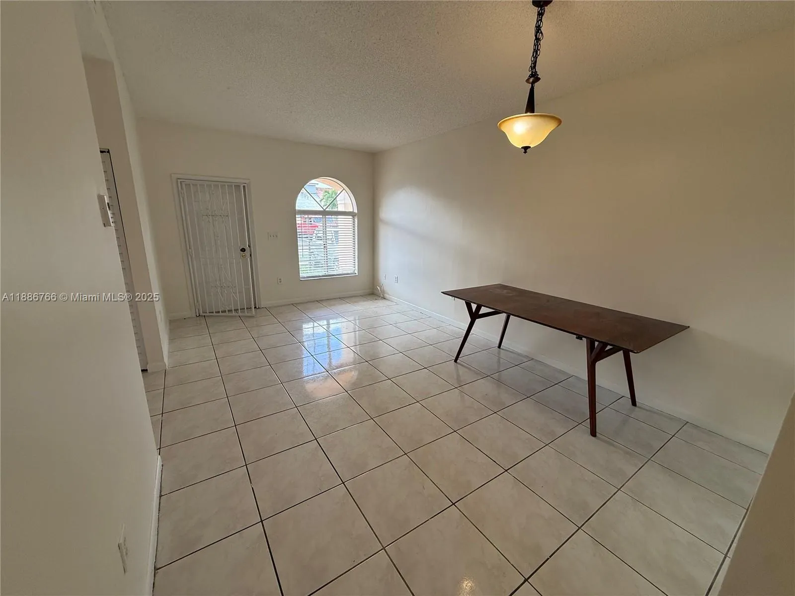 1089 SE 13th Ter