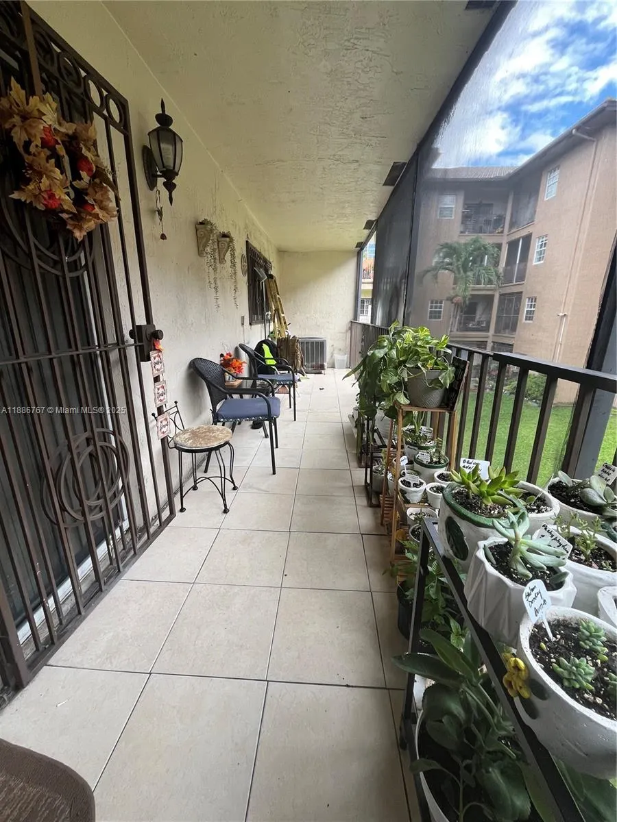 8851 NW 119 ST, #5222