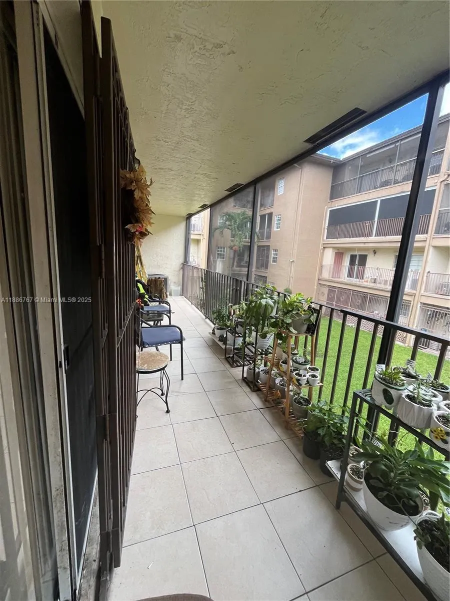 8851 NW 119 ST, #5222
