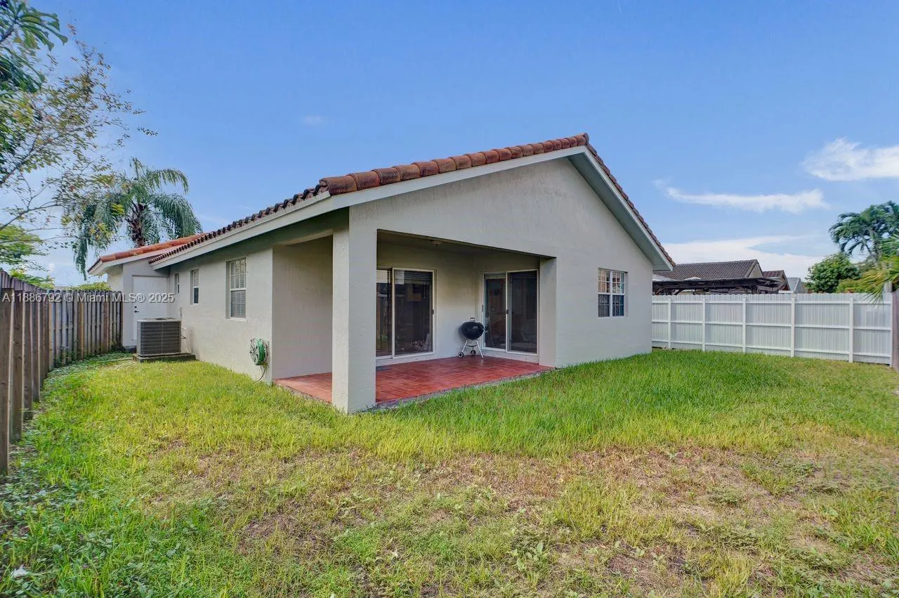 16451 SW 98th Ter