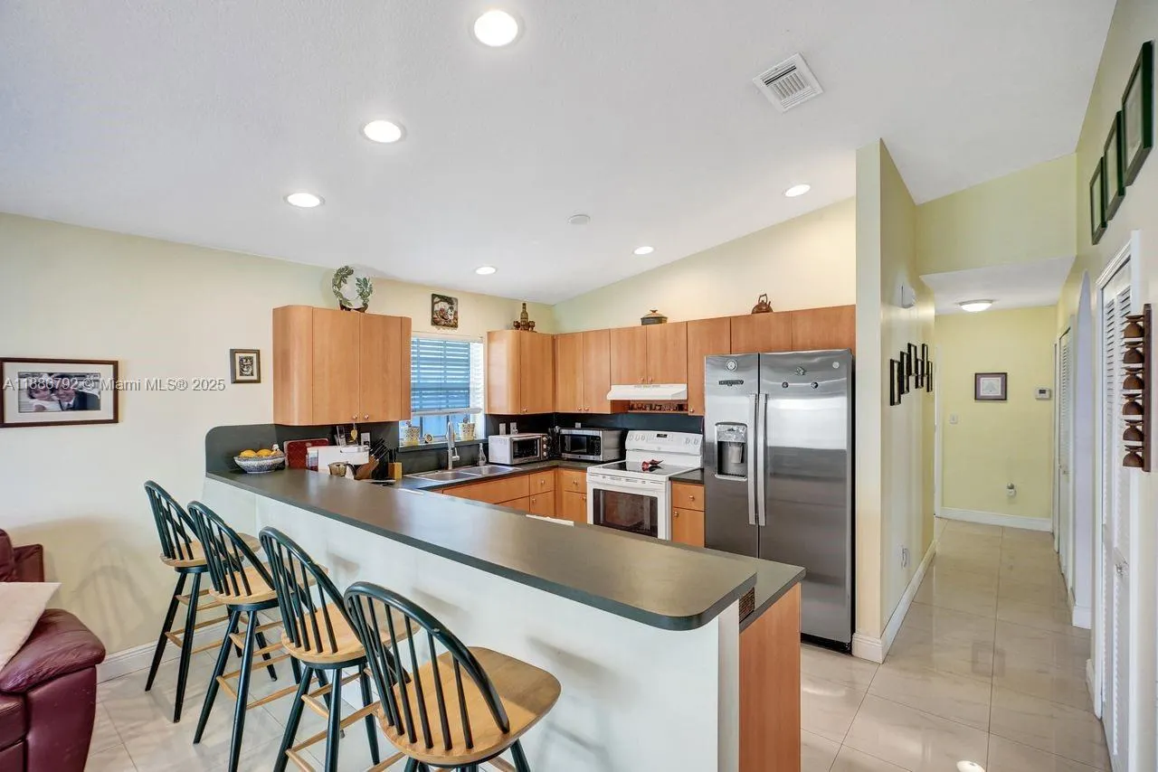 16451 SW 98th Ter