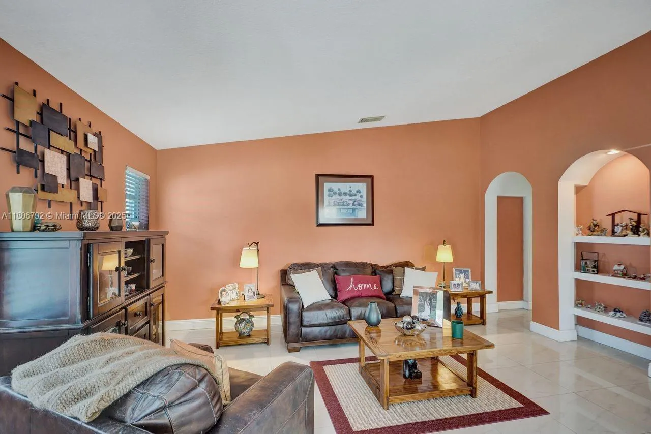 16451 SW 98th Ter