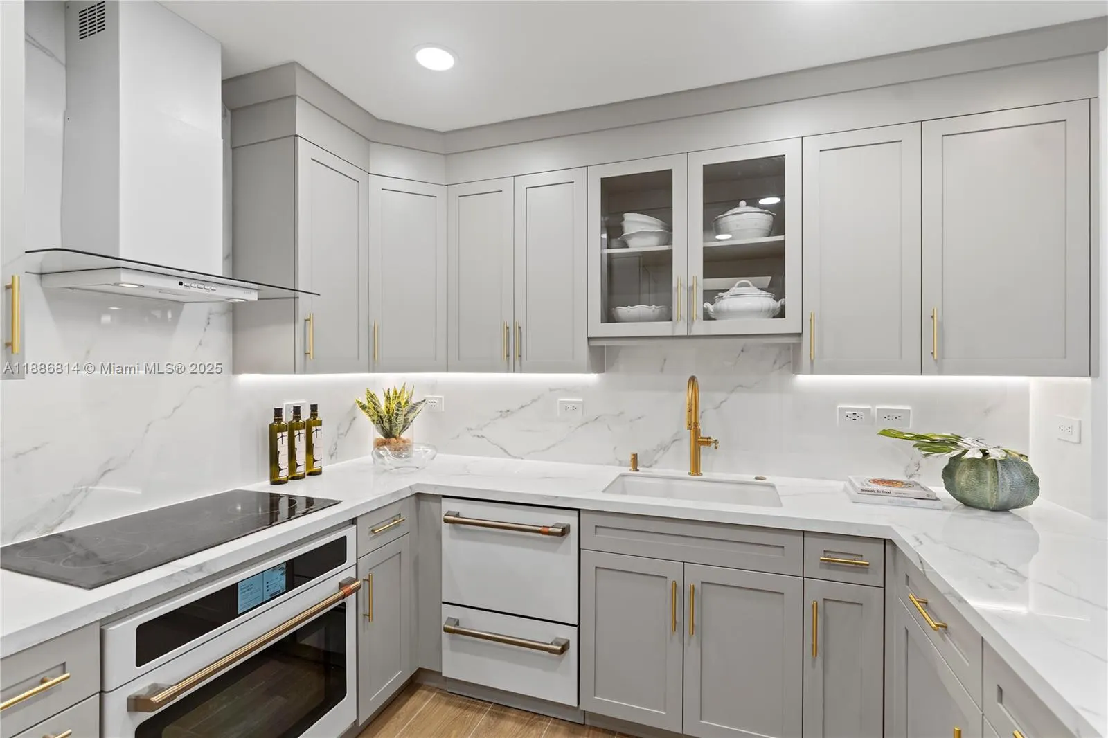 626 Coral Way, #503
