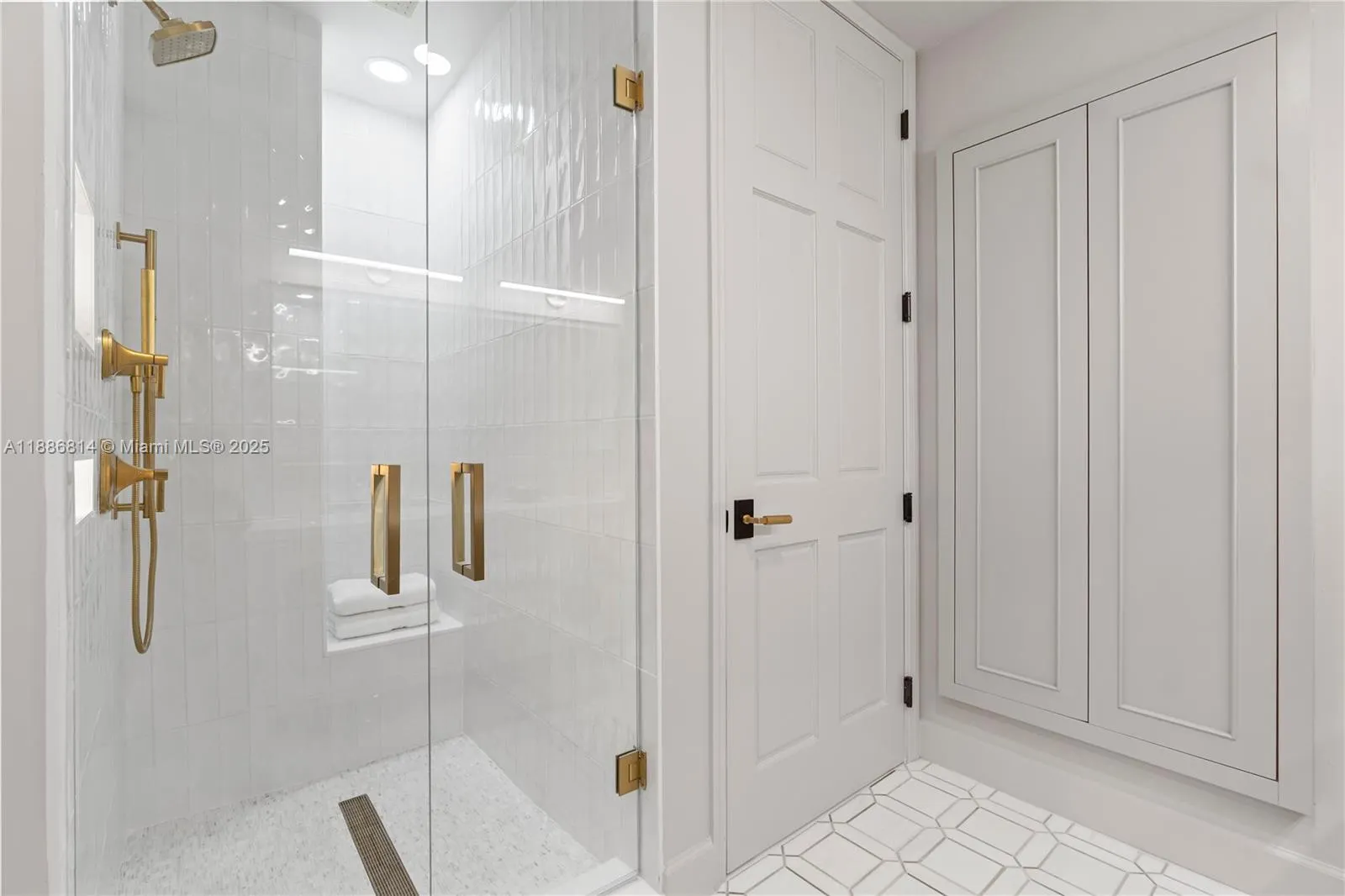 626 Coral Way, #503