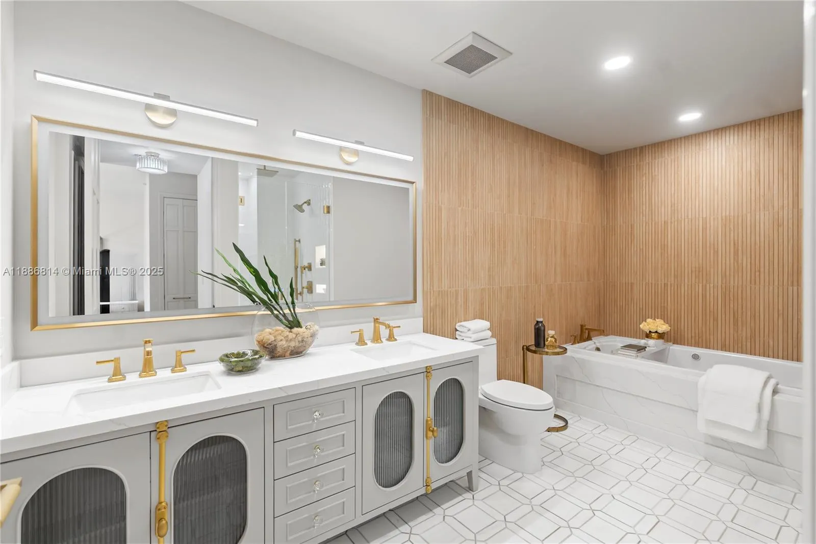 626 Coral Way, #503