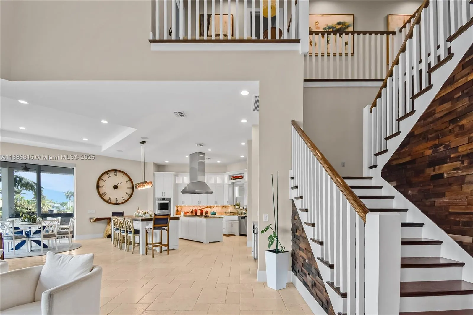 2801 SW 39th TER