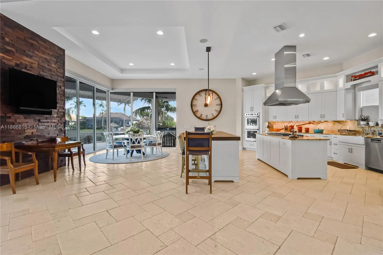 2801 SW 39th TER