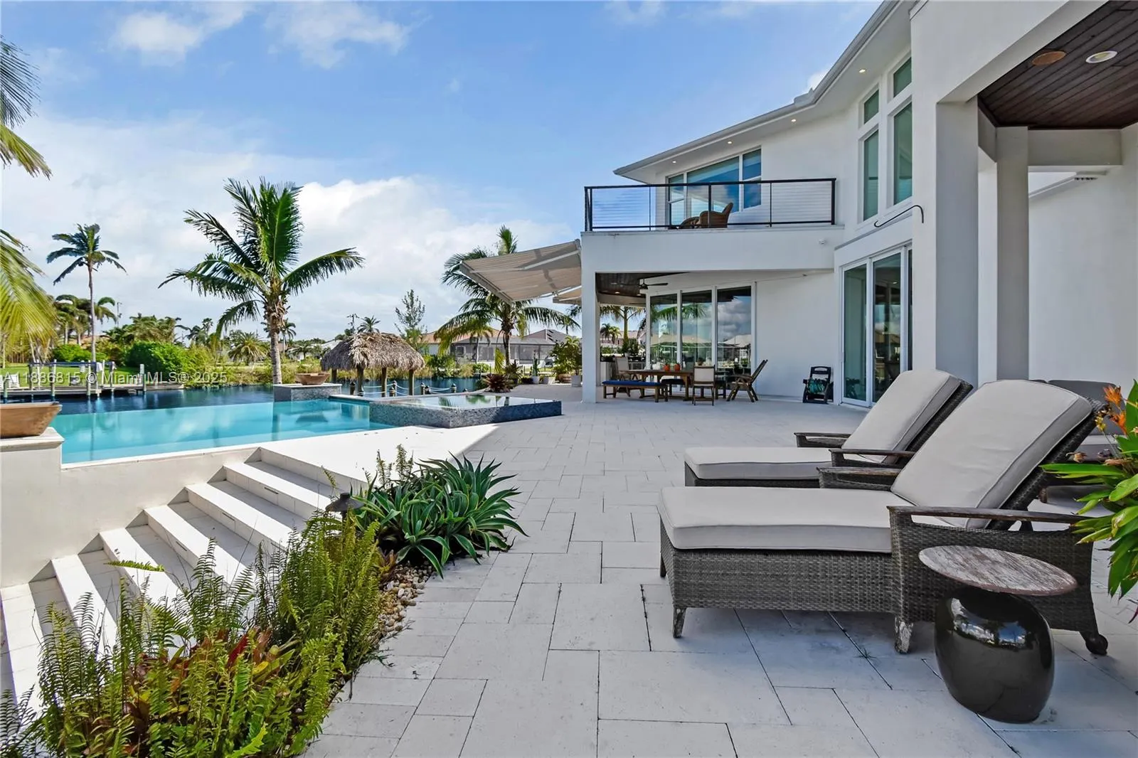 2801 SW 39th TER