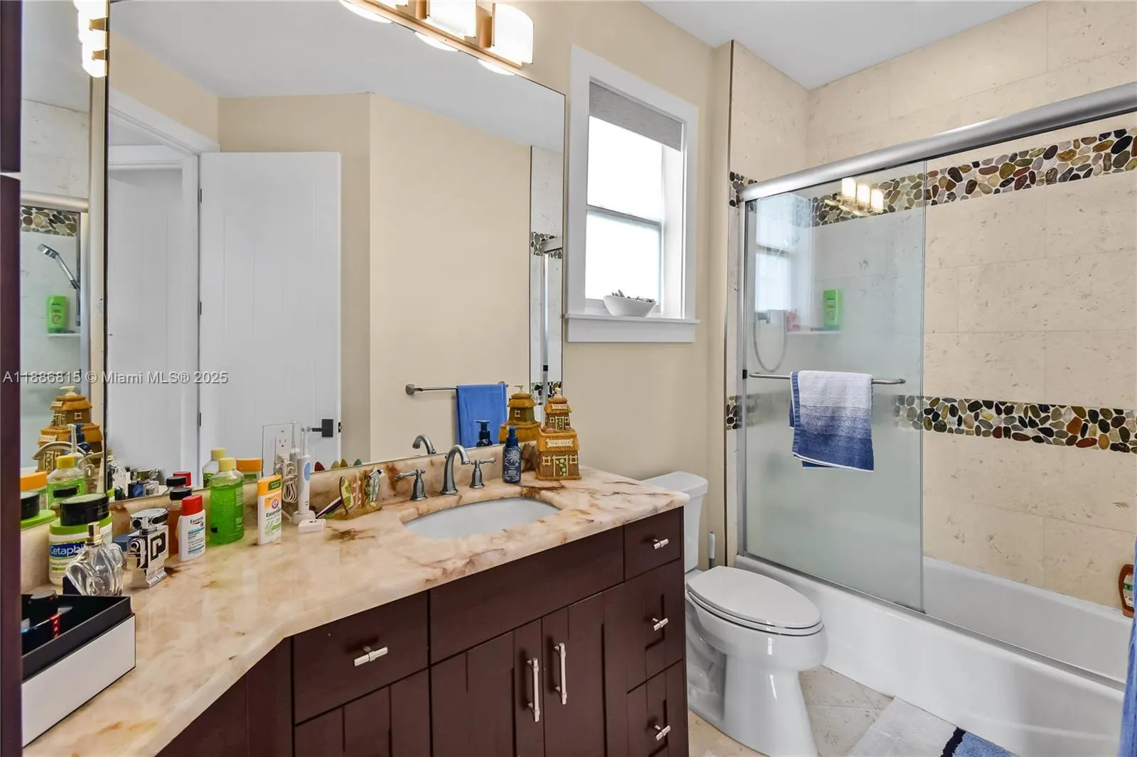 2801 SW 39th TER