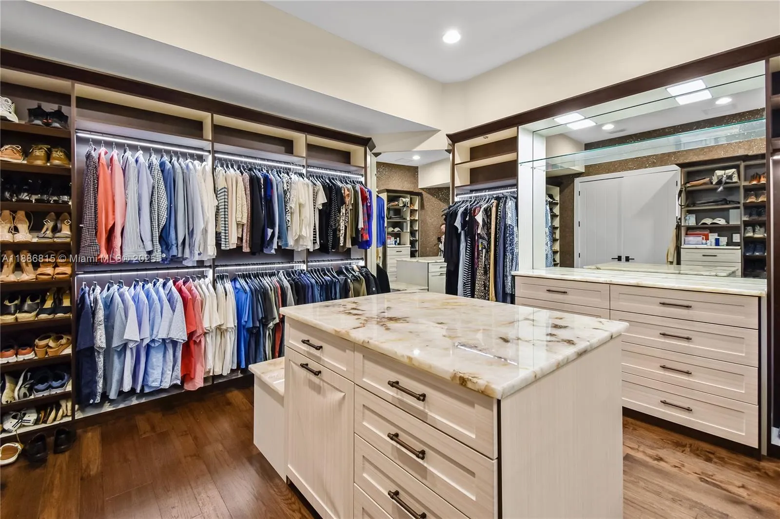 2801 SW 39th TER