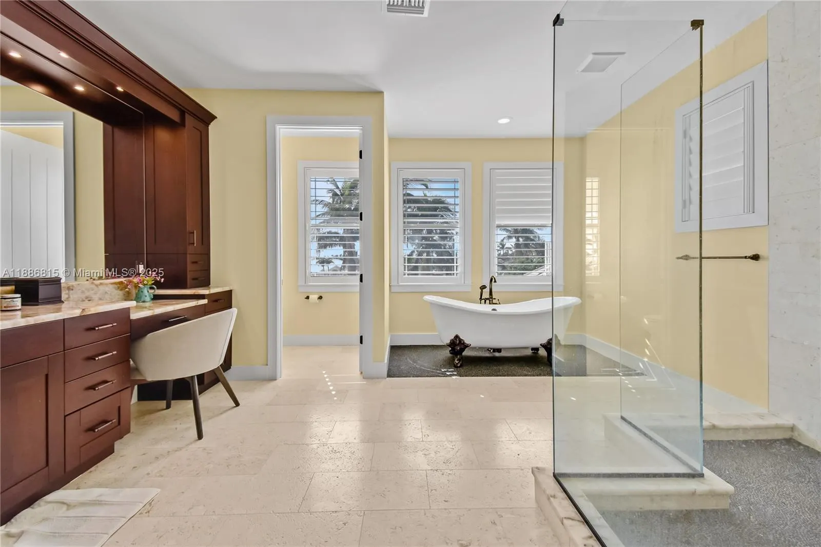 2801 SW 39th TER