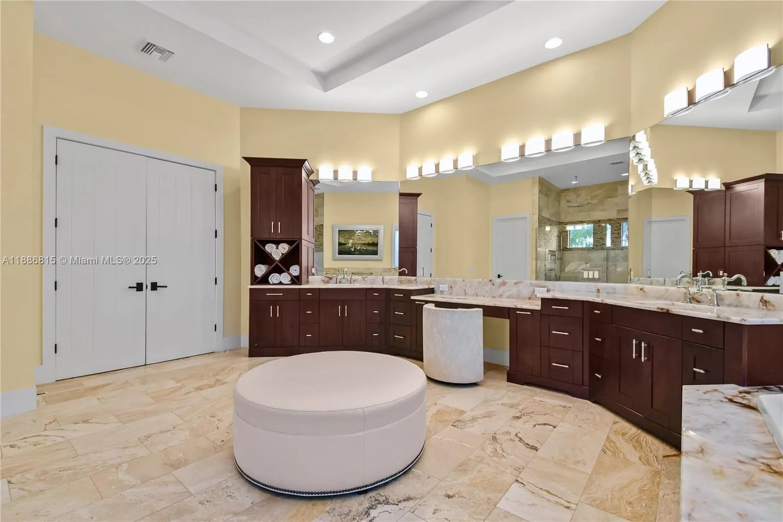 2801 SW 39th TER
