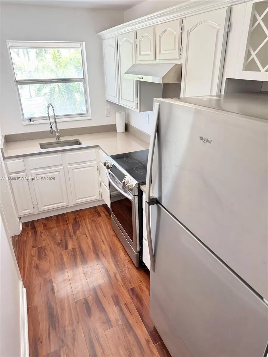 300 Layne Blvd, #313