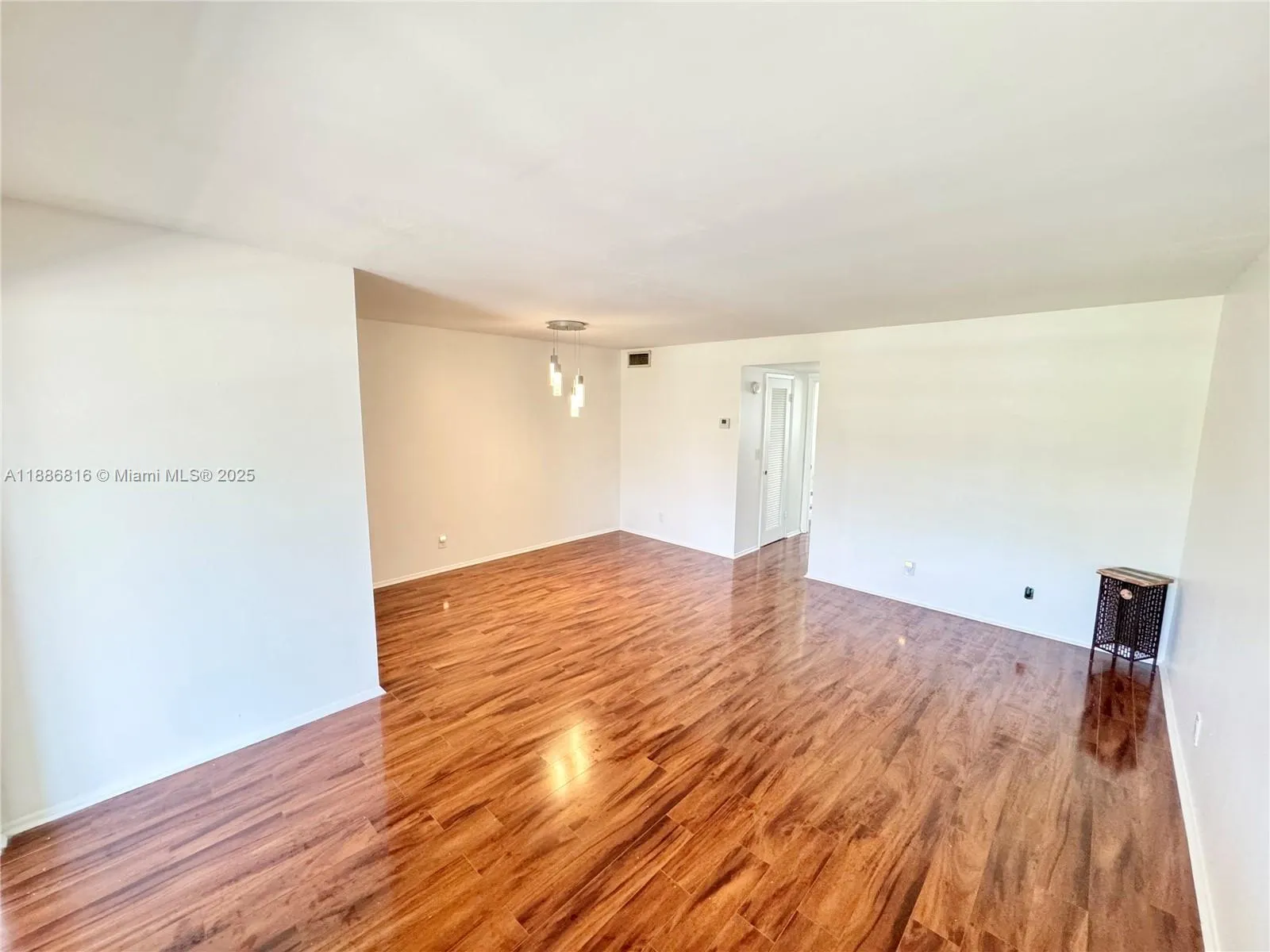 300 Layne Blvd, #313
