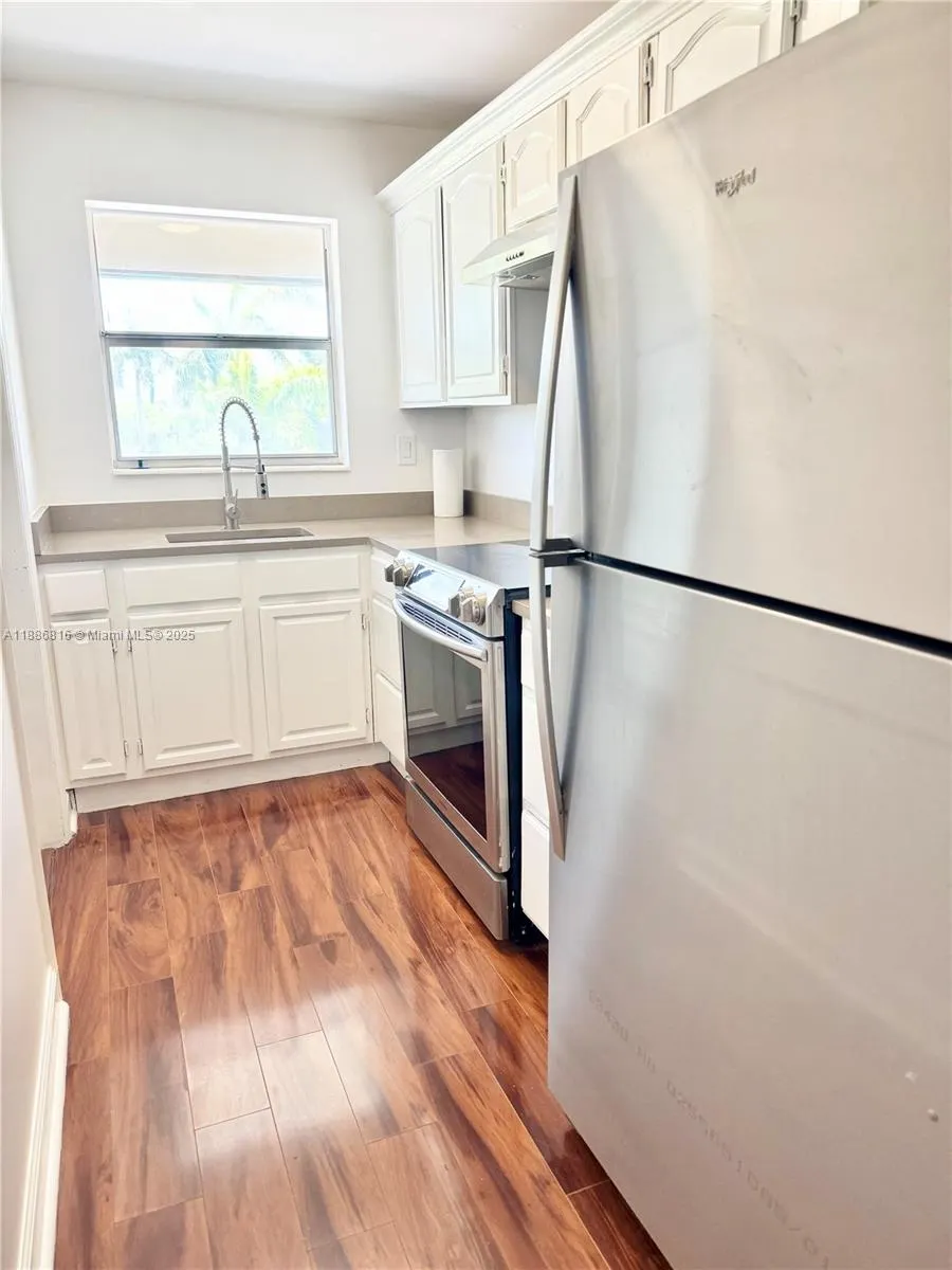 300 Layne Blvd, #313