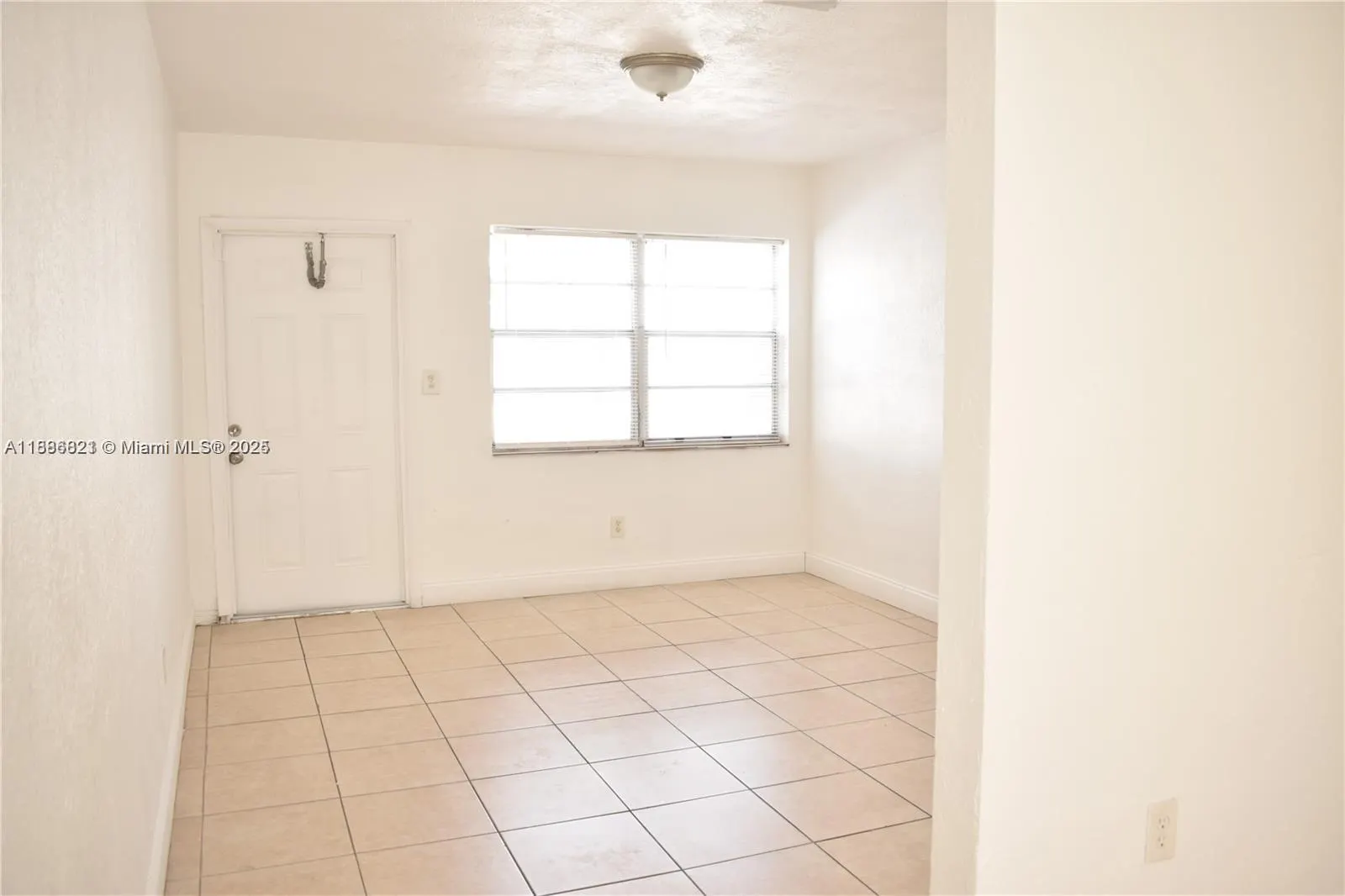 633 NW 6th Ct, #1N