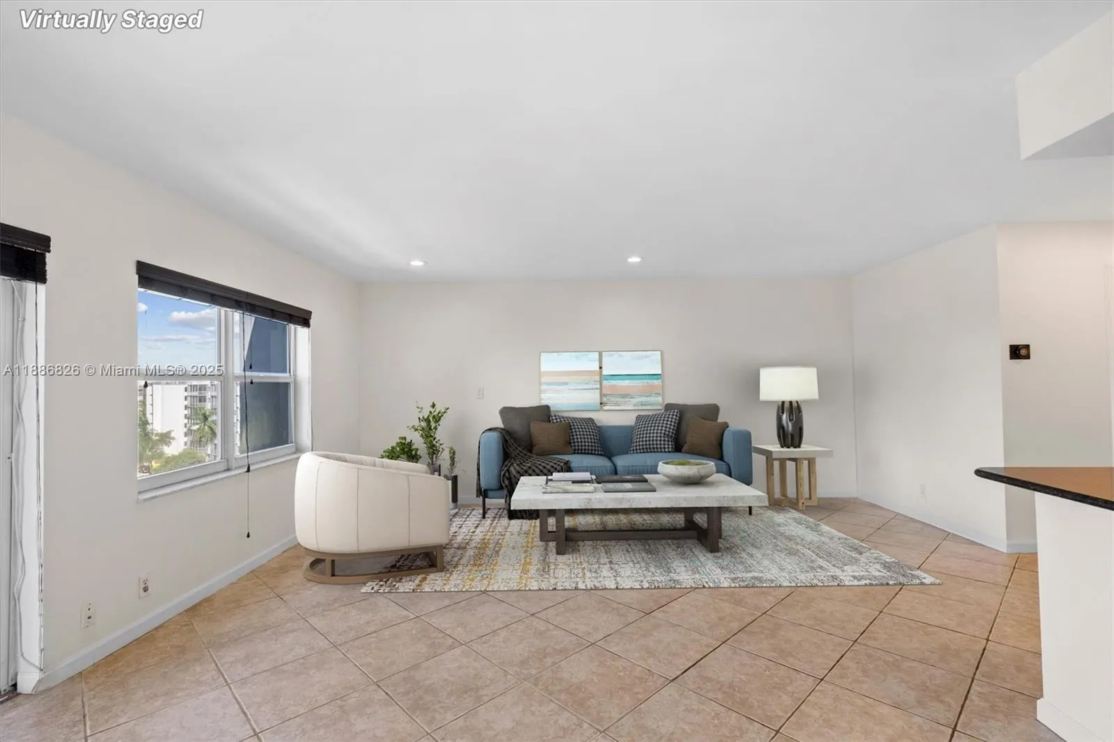 200 Diplomat Pkwy, #825