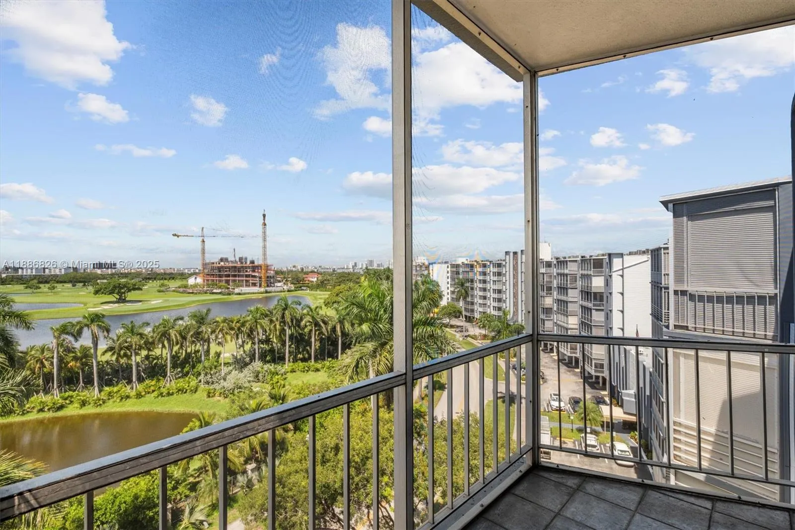 200 Diplomat Pkwy, #825