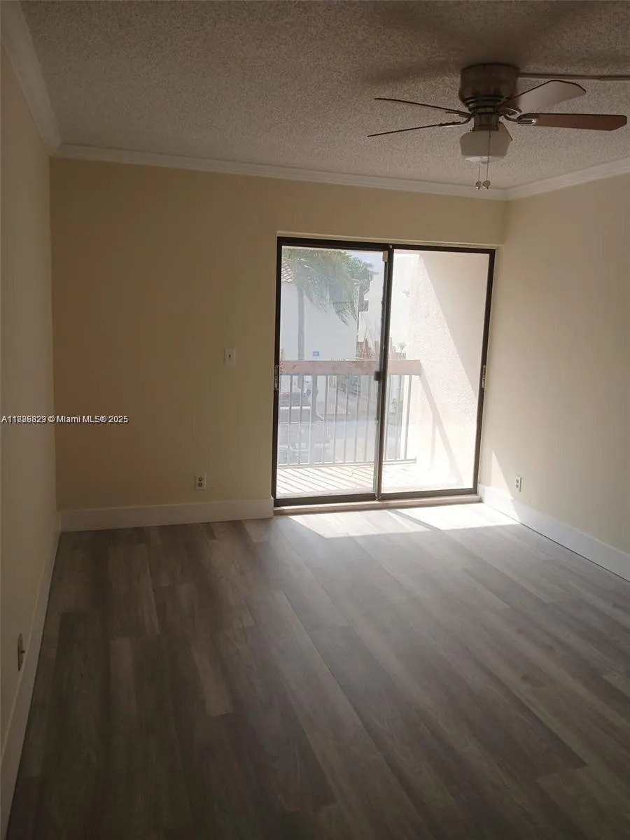 6699 Racquet Club Dr, #198