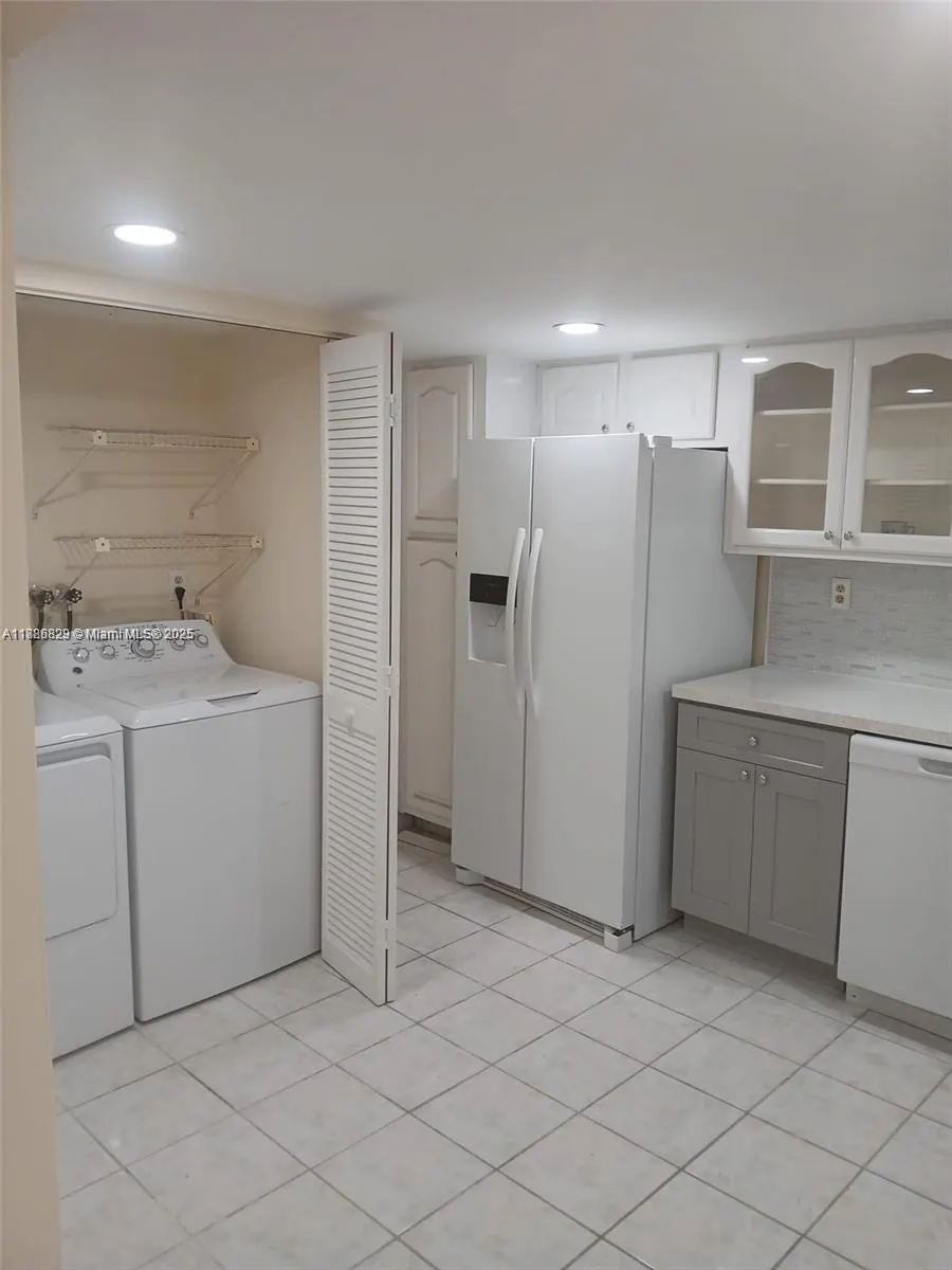 6699 Racquet Club Dr, #198