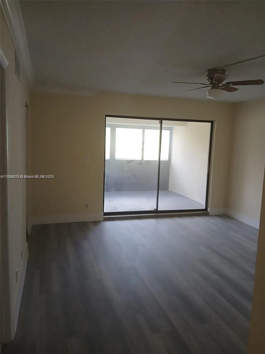 6699 Racquet Club Dr, #198