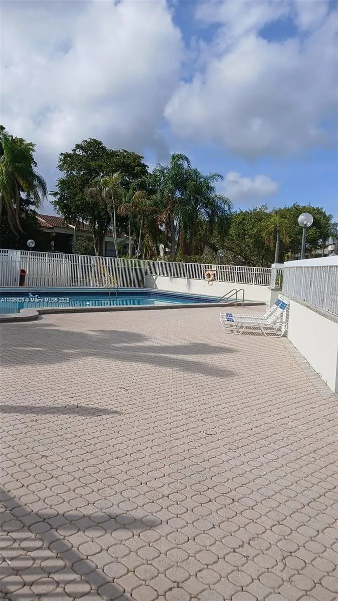 6699 Racquet Club Dr, #198