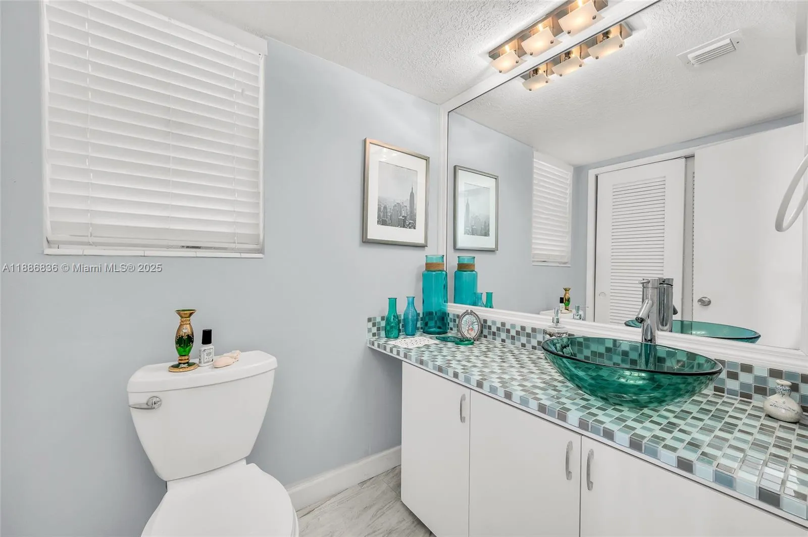 2731 NE 14th St, #430