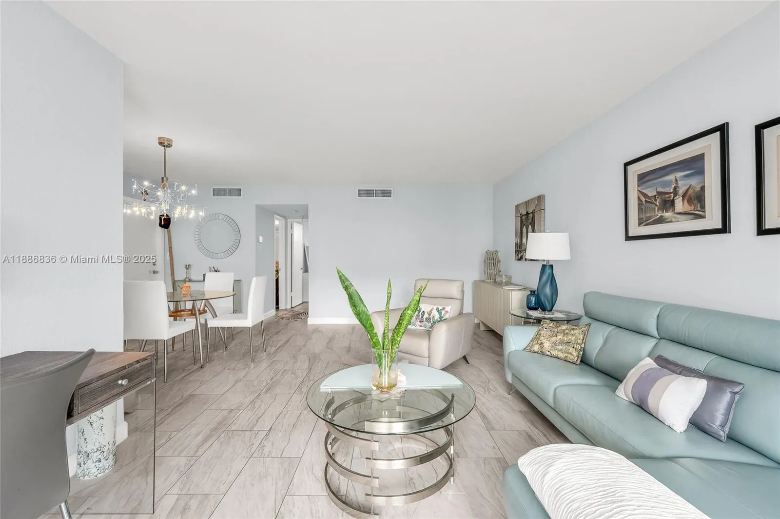 2731 NE 14th St, #430