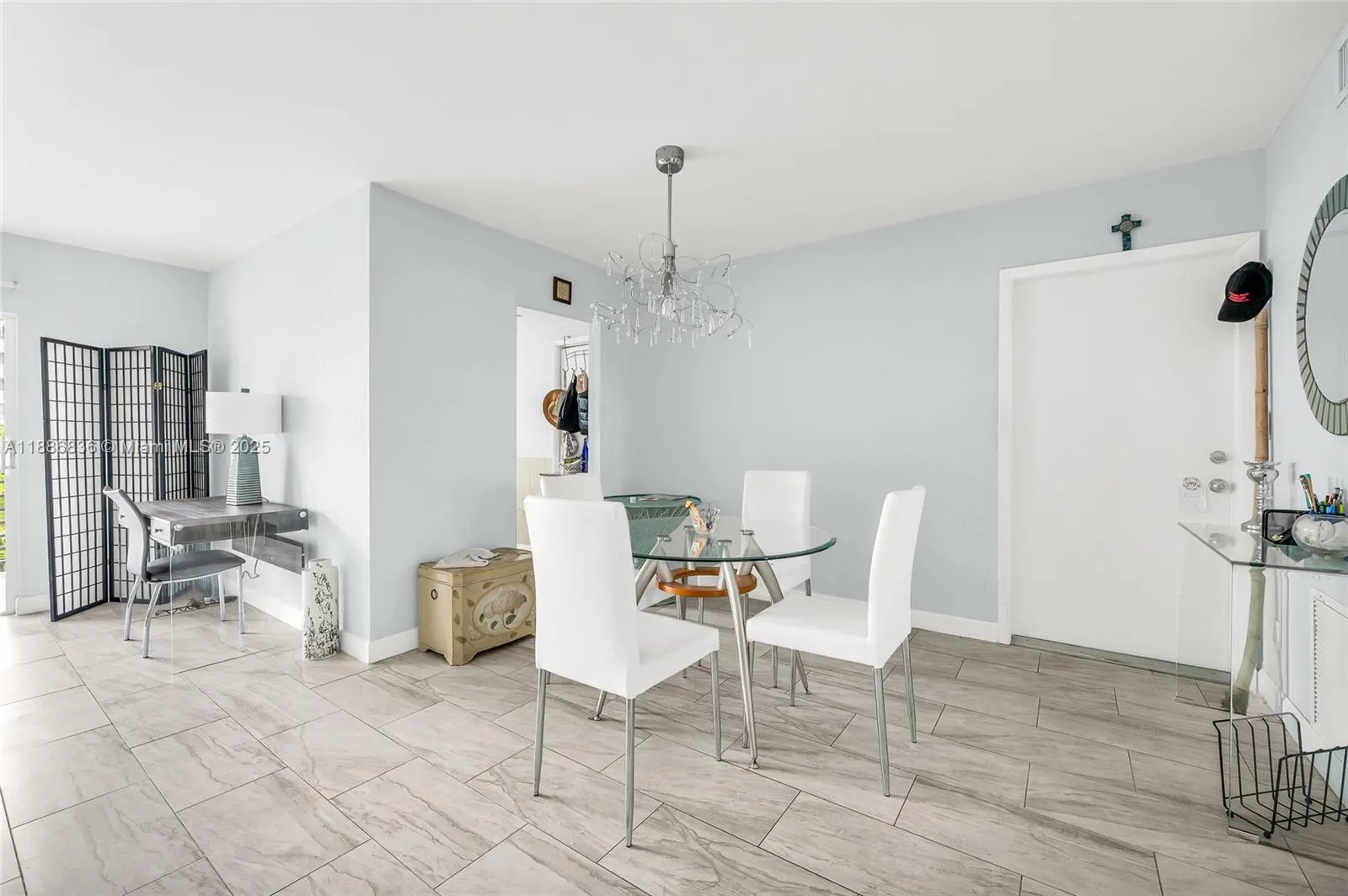 2731 NE 14th St, #430