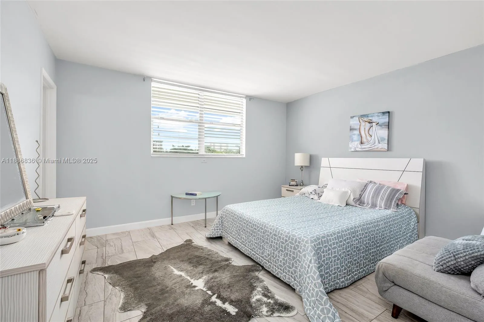 2731 NE 14th St, #430