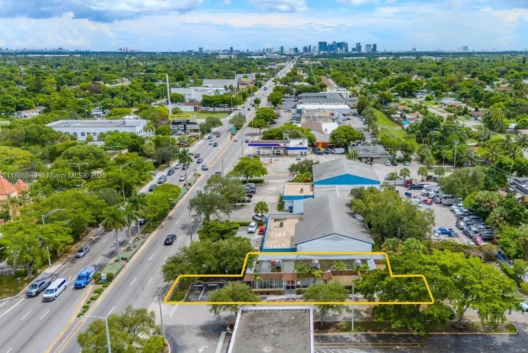 3740 W Broward Blvd