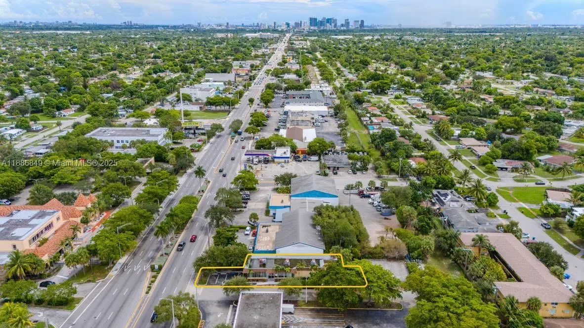 3740 W Broward Blvd
