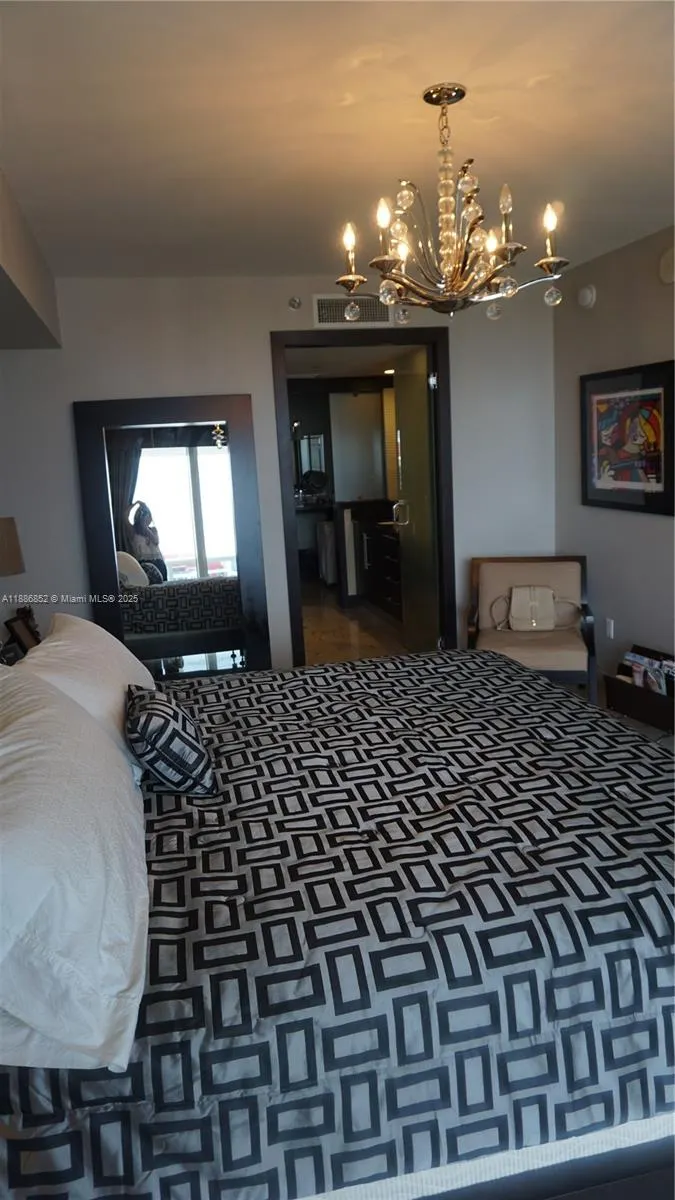 1850 S OCEAN DR, #3509