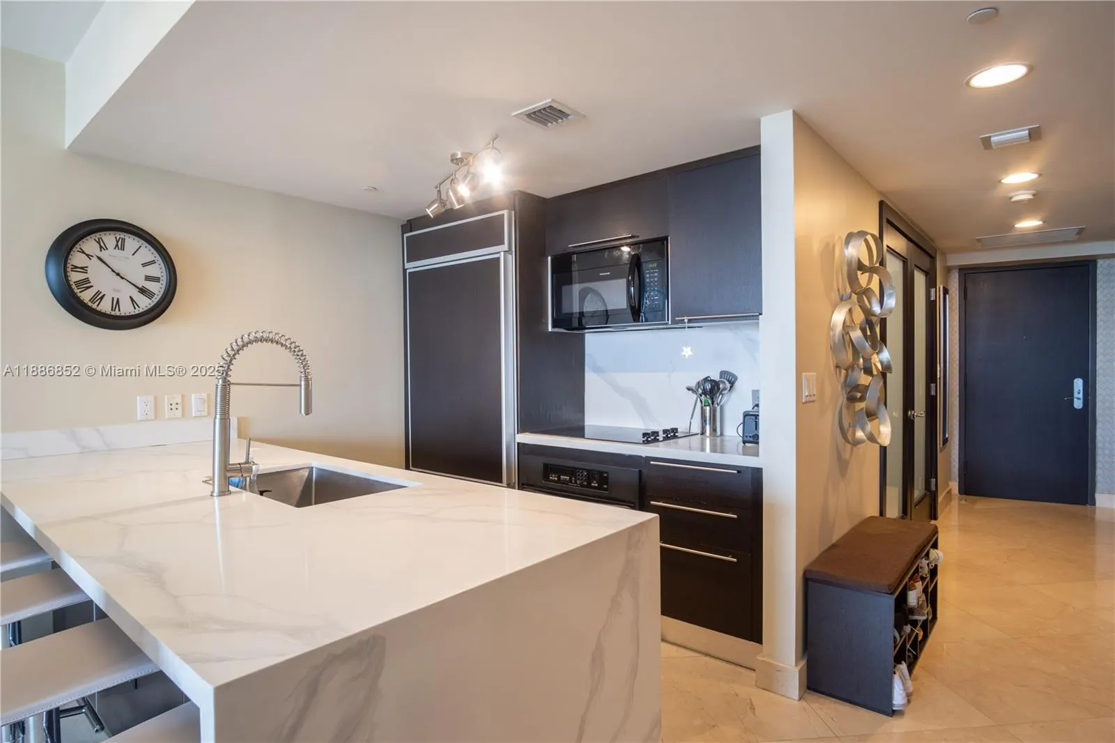 1850 S OCEAN DR, #3509