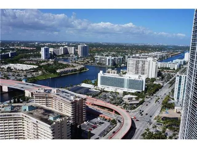 1850 S OCEAN DR, #3509