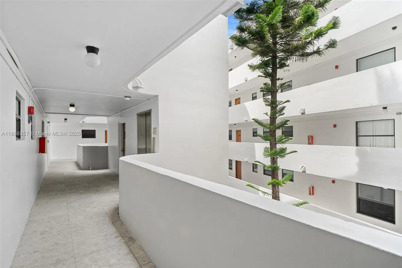 8100 Byron Ave, #308