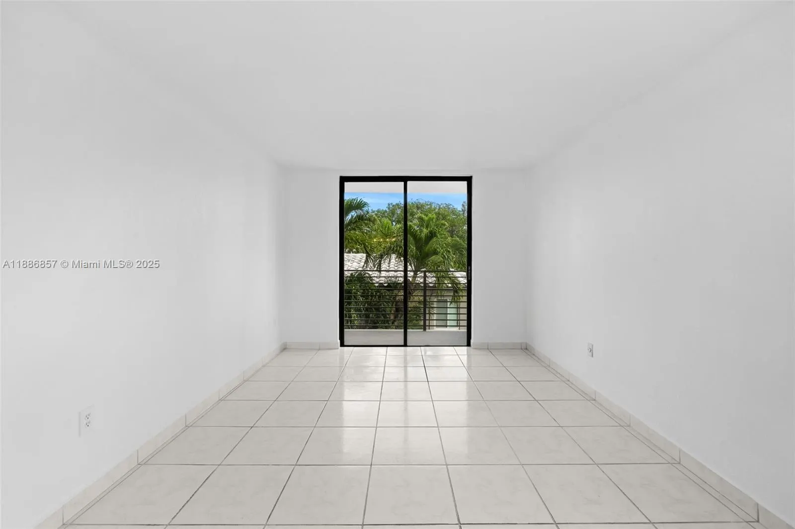 8100 Byron Ave, #308