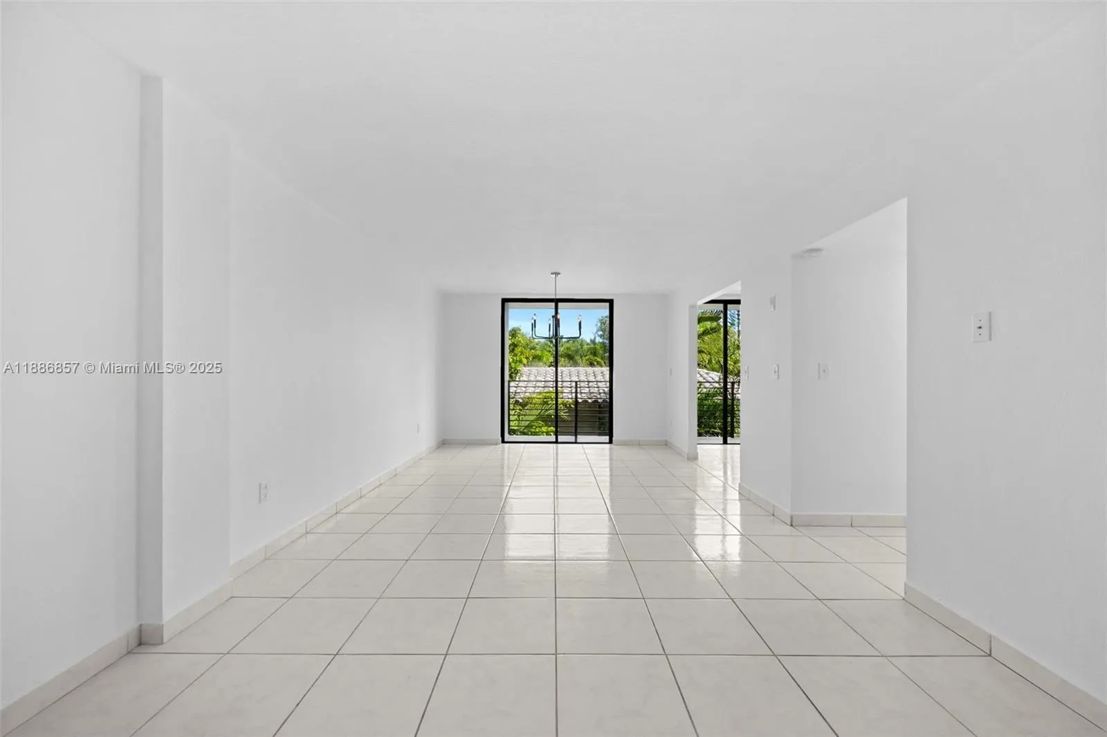 8100 Byron Ave, #308