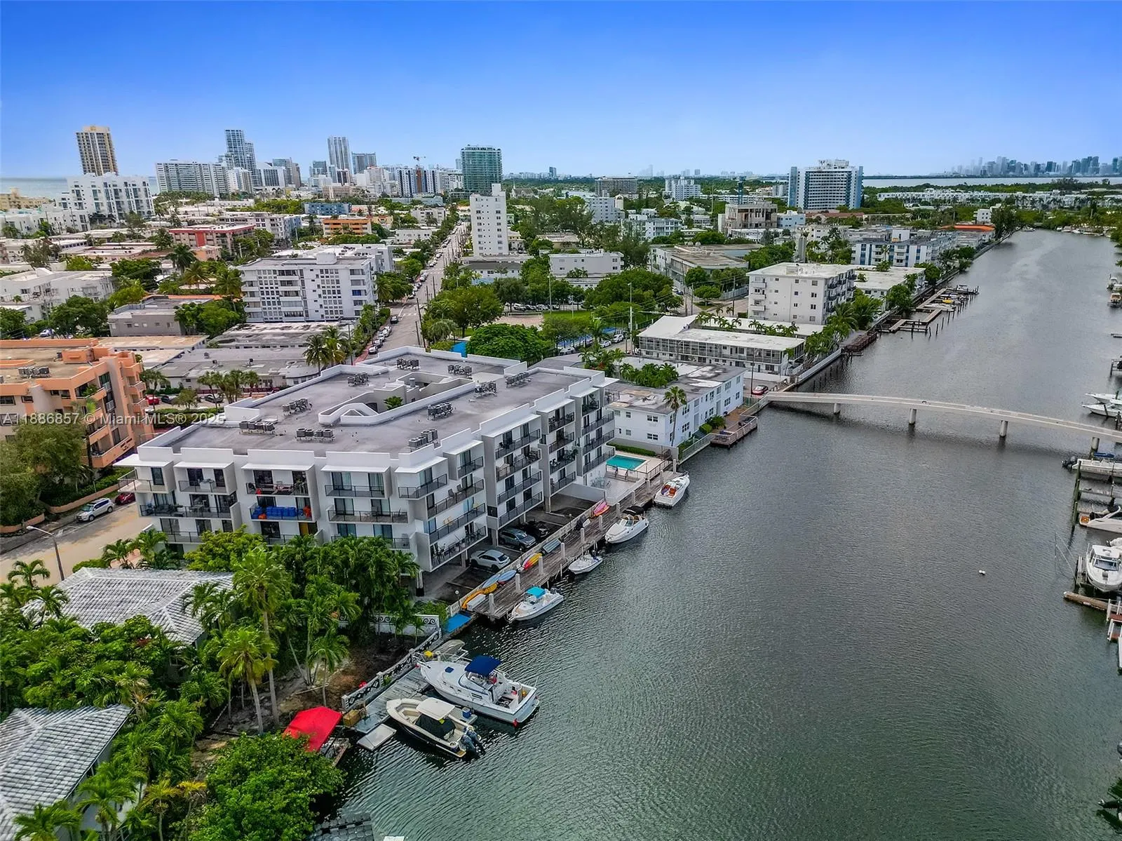 8100 Byron Ave, #308