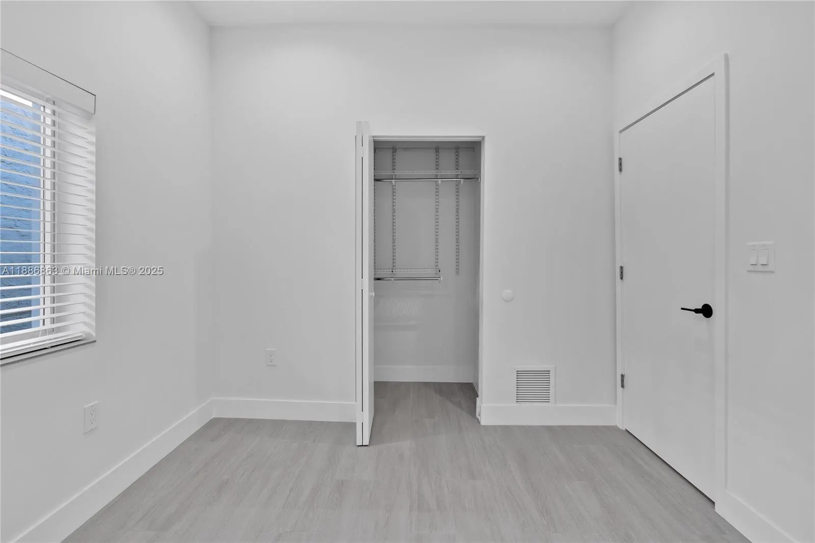 1786 SW 9th St, #3