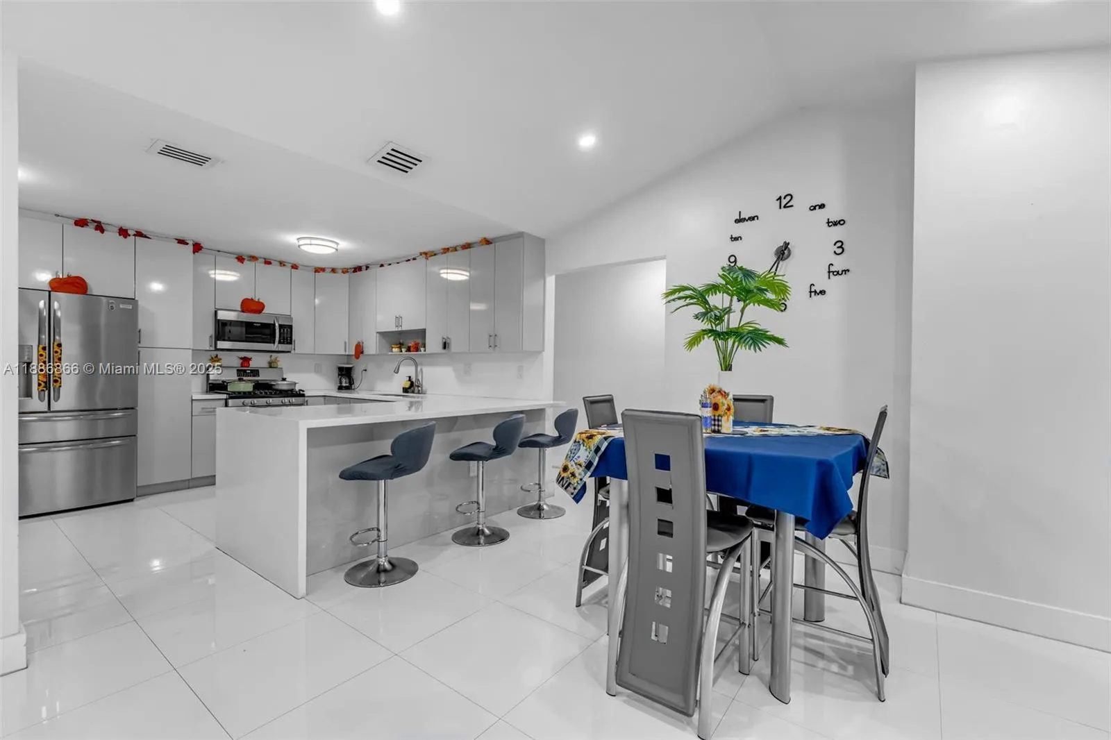 18088 SW 137th Path